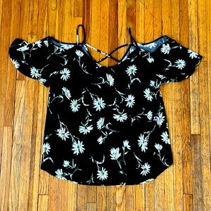 Open-neck dressy top